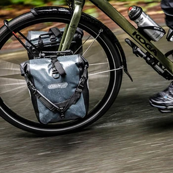 ORTLIEB Sport-Roller Classic - QL2.1 Bike Pannier (pair) - 2x12.5L - Red-black 12 ORTLIEB Sport-Roller Classic - QL2.1 Bike Pannier (pair) - 2x12.5L - Red-black - Image 10