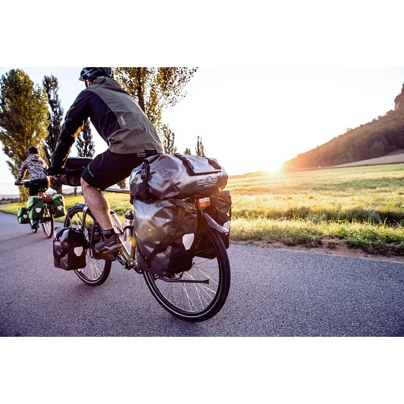 ORTLIEB Rack-Pack - 31L Travel Bag - Black 9 ORTLIEB Rack-Pack - 31L Travel Bag - Black - Image 7