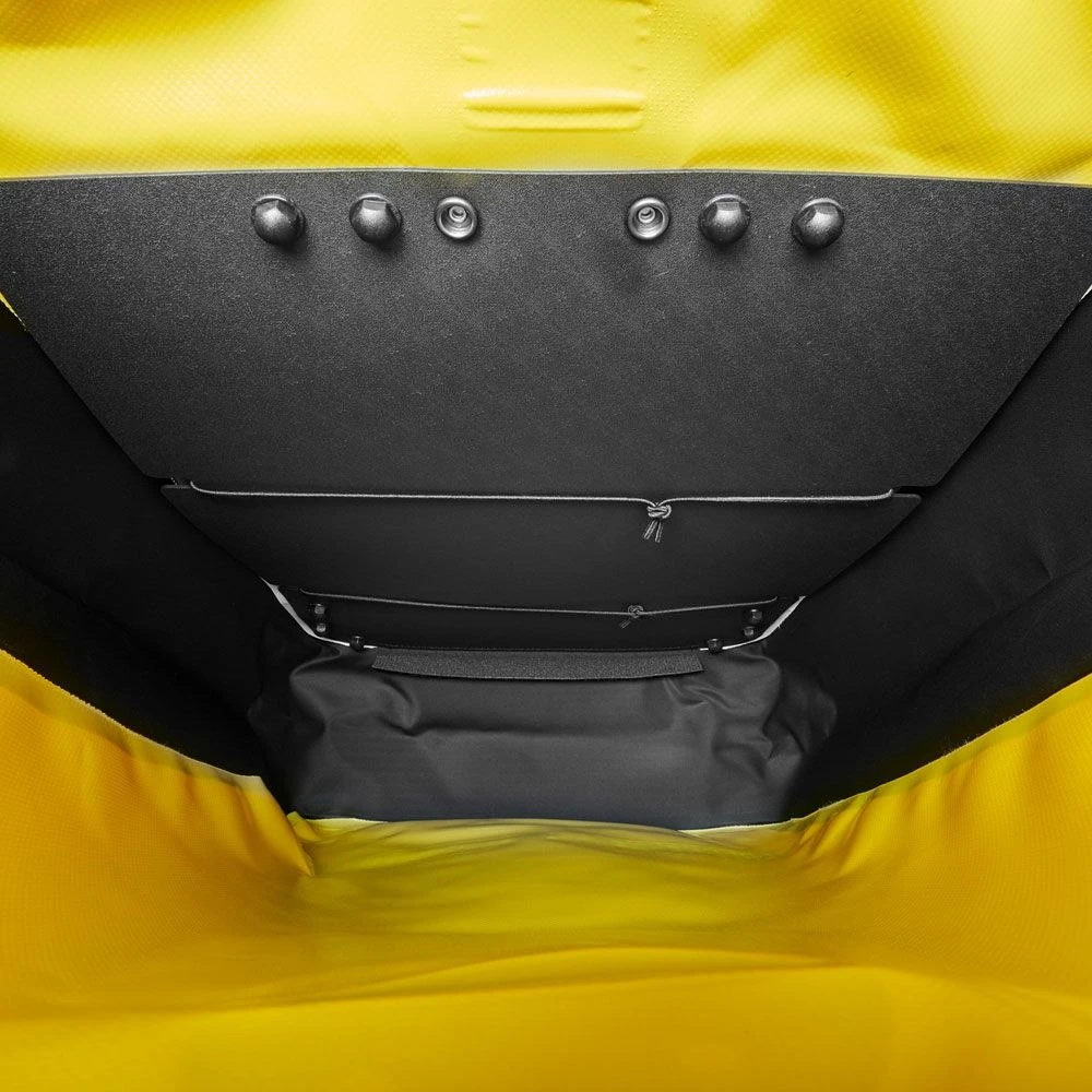 ORTLIEB Messenger-Bag - Red-black 4 ORTLIEB Messenger-Bag - Red-black - Image 2