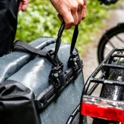 ORTLIEB Back-Roller Classic - QL2.1 Bike Pannier (Pair) - 2x20L - Petrol-black 22 ORTLIEB Back-Roller Classic - QL2.1 Bike Pannier (Pair) - 2x20L - Petrol-black -Ortlieb 358369 03 d 770887