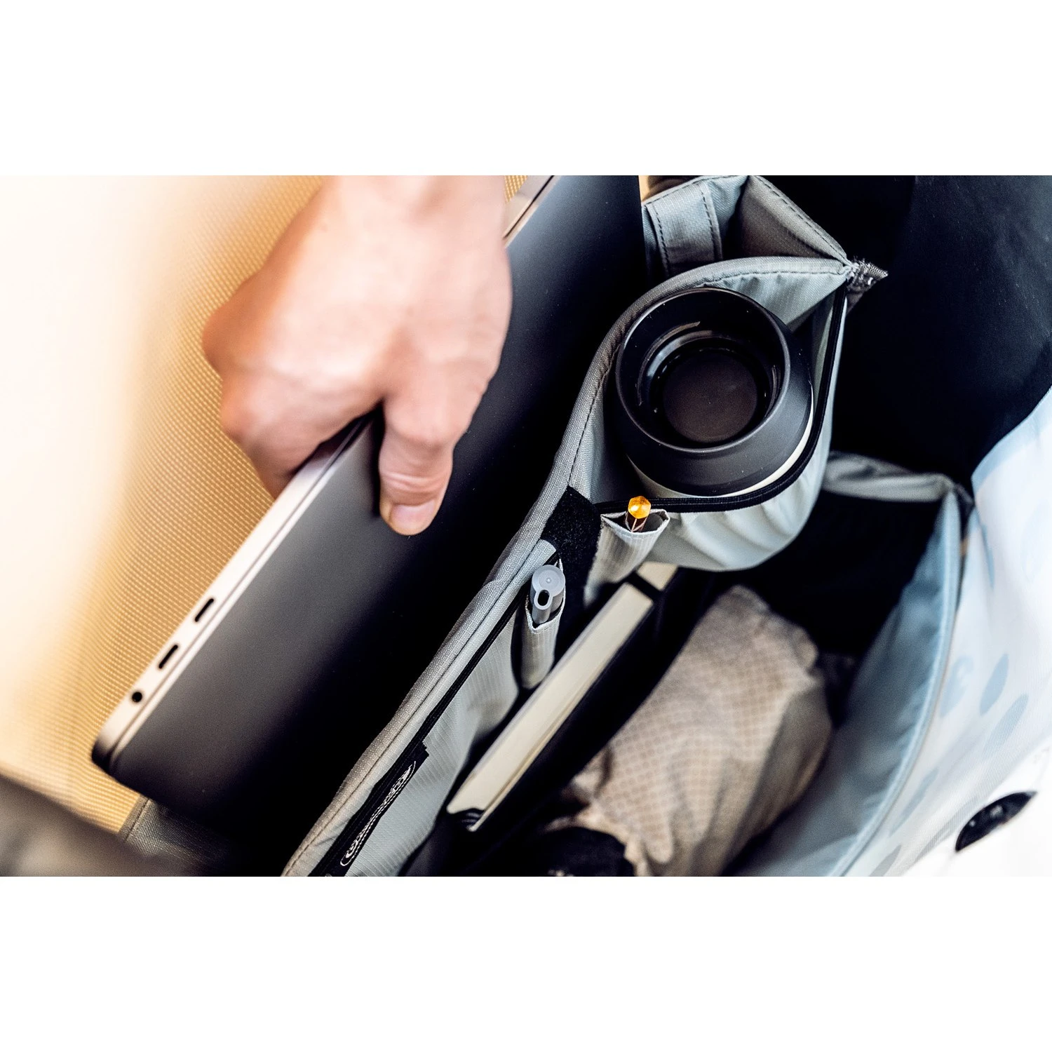 ORTLIEB Commuter Insert For Panniers 4 ORTLIEB Commuter Insert For Panniers - Image 2