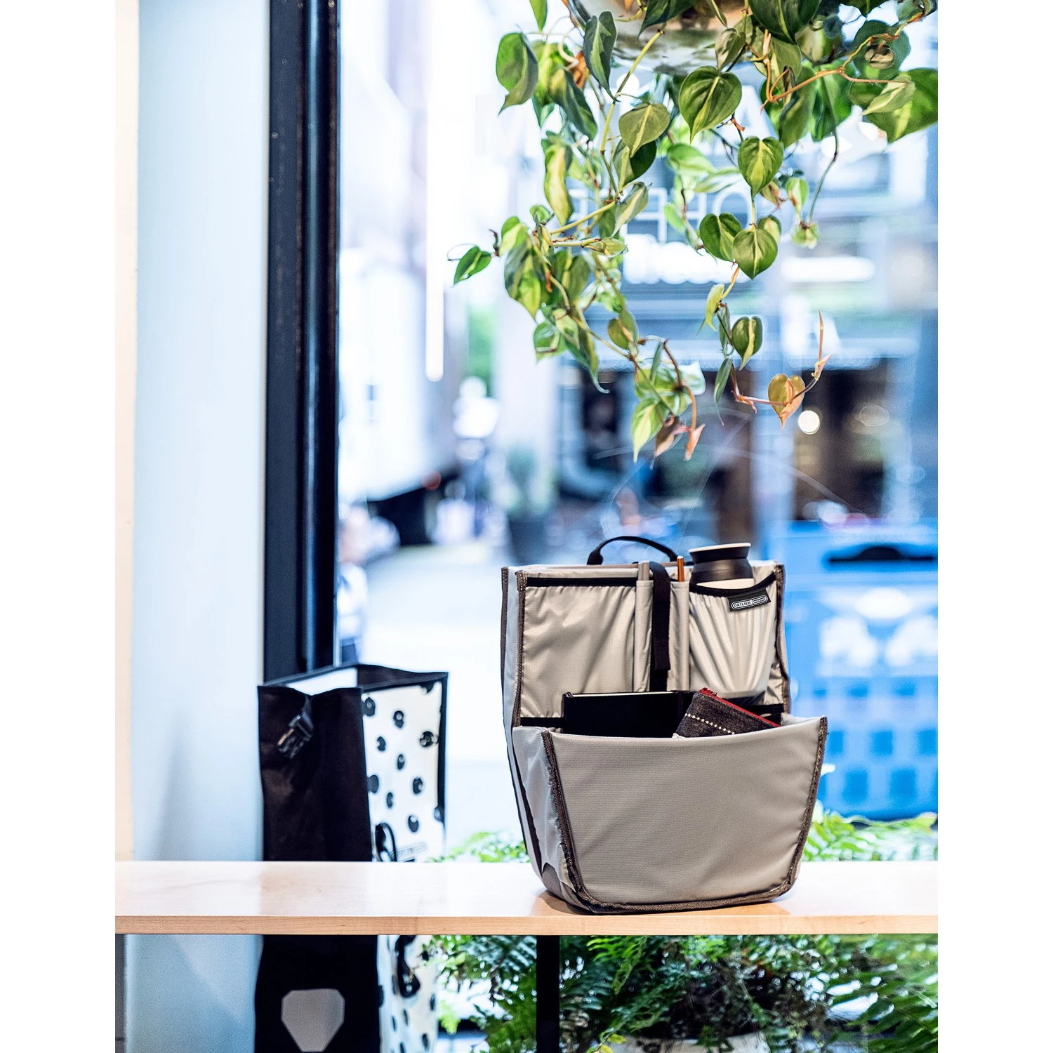 ORTLIEB Commuter Insert For Panniers 6 ORTLIEB Commuter Insert For Panniers - Image 4