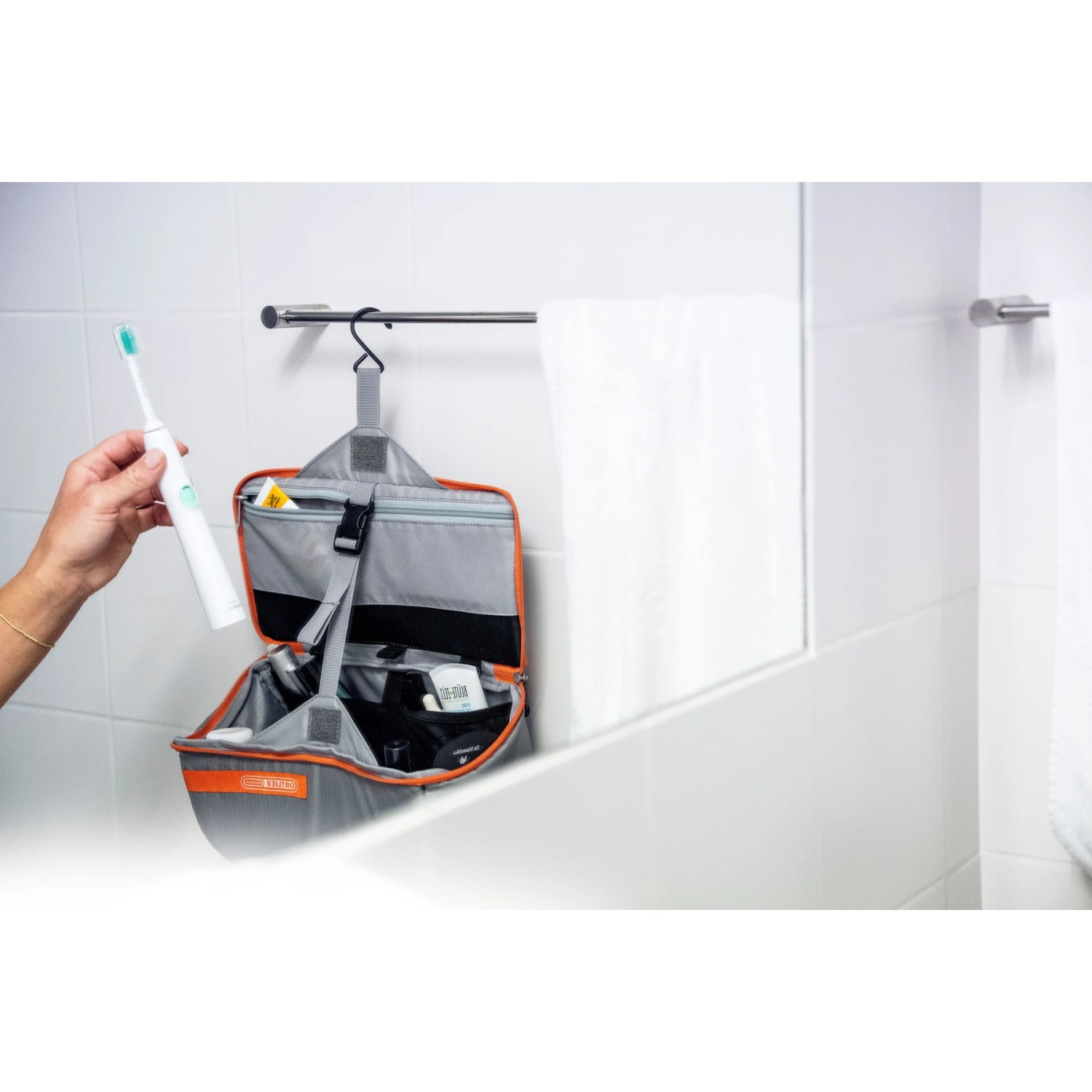 ORTLIEB Toiletry Bag - Grey 5 ORTLIEB Toiletry Bag - Grey - Image 3