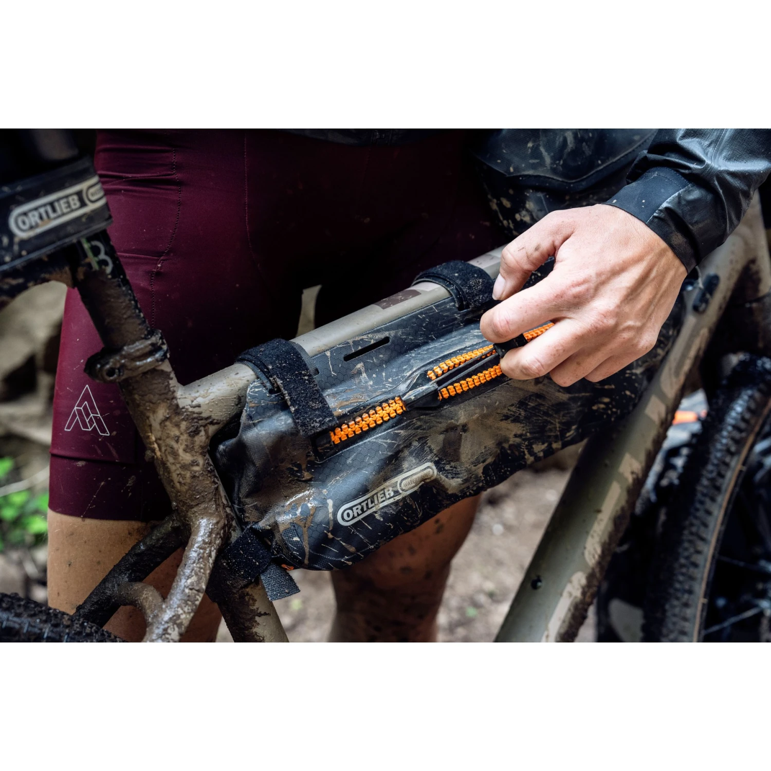 ORTLIEB Frame-Pack - Toptube - 3L - Black Matt 9 ORTLIEB Frame-Pack - Toptube - 3L - Black Matt - Image 7