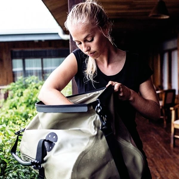 ORTLIEB Rack-Pack - 24L Travel Bag - Sun Yellow 11 ORTLIEB Rack-Pack - 24L Travel Bag - Sun Yellow - Image 9